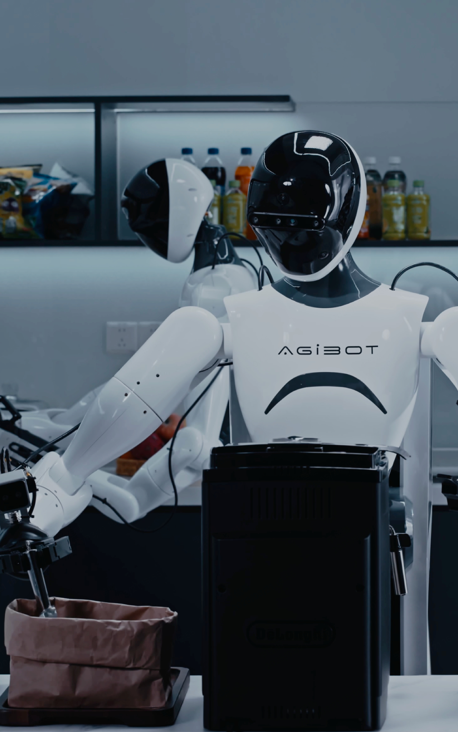 智元发布首个通用具身基座大模型GO-1